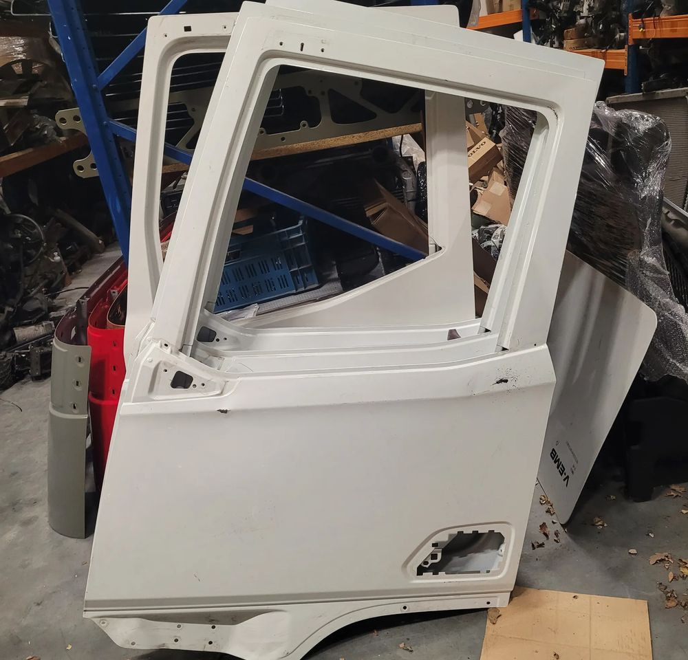 DRZWI LEWE DAF XG XD NOWY MODEL ORYGINAŁ CHWALIM116 - Carrosserie et extérieur pour Camion: photos 1 DRZWI LEWE DAF XG XD NOWY MODEL ORYGINAŁ CHWALIM116 - Carrosserie et extérieur pour Camion: photos 1