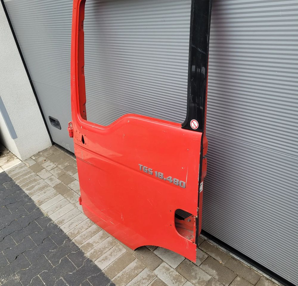 DRZWI LEWE MAN TGS TGL ORYGINAŁ CHWALIM116 - Portière et pièces pour Camion: photos 3 DRZWI LEWE MAN TGS TGL ORYGINAŁ CHWALIM116 - Portière et pièces pour Camion: photos 3