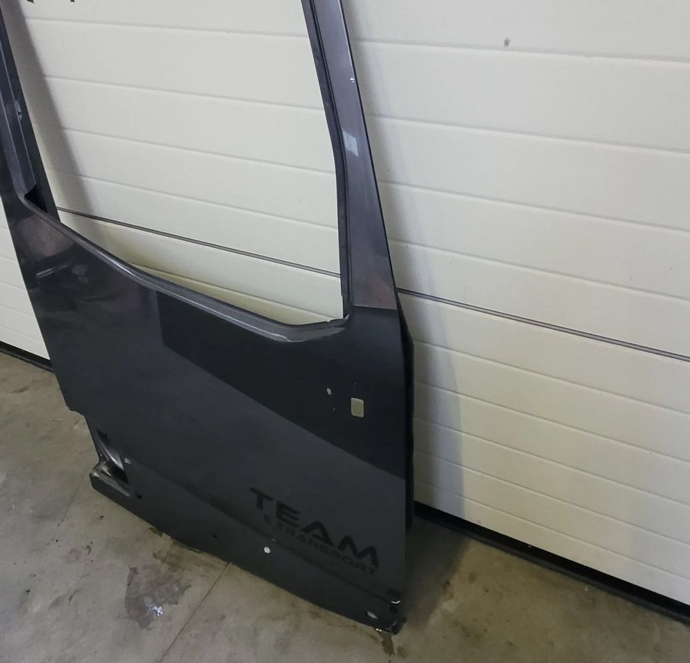 DRZWI RENAULT RANGE T GAMA ORYGINAŁ CHWALIM116 - Portière et pièces pour Camion: photos 3 DRZWI RENAULT RANGE T GAMA ORYGINAŁ CHWALIM116 - Portière et pièces pour Camion: photos 3