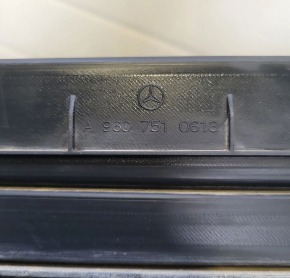 GRILL ATRAPA MERCEDES ACTROS AROX A9607510618 - Carrosserie et extérieur pour Camion: photos 3 GRILL ATRAPA MERCEDES ACTROS AROX A9607510618 - Carrosserie et extérieur pour Camion: photos 3