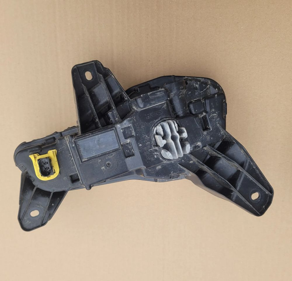 HALOGENY DAF XG XD ORYGINAŁ LED CHWALIM116 - Carrosserie et extérieur pour Camion: photos 4 HALOGENY DAF XG XD ORYGINAŁ LED CHWALIM116 - Carrosserie et extérieur pour Camion: photos 4