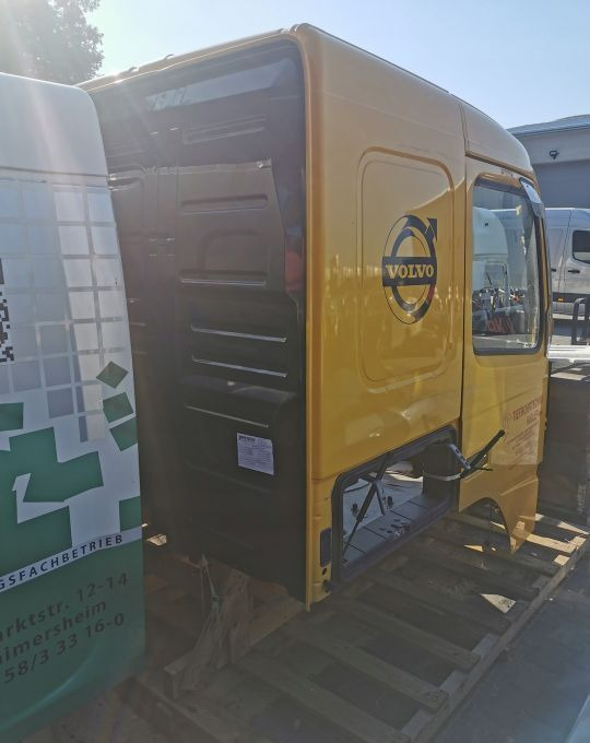 KABINA VOLVO FMX FM euro6 - Cabine pour Camion: photos 2 KABINA VOLVO FMX FM euro6 - Cabine pour Camion: photos 2