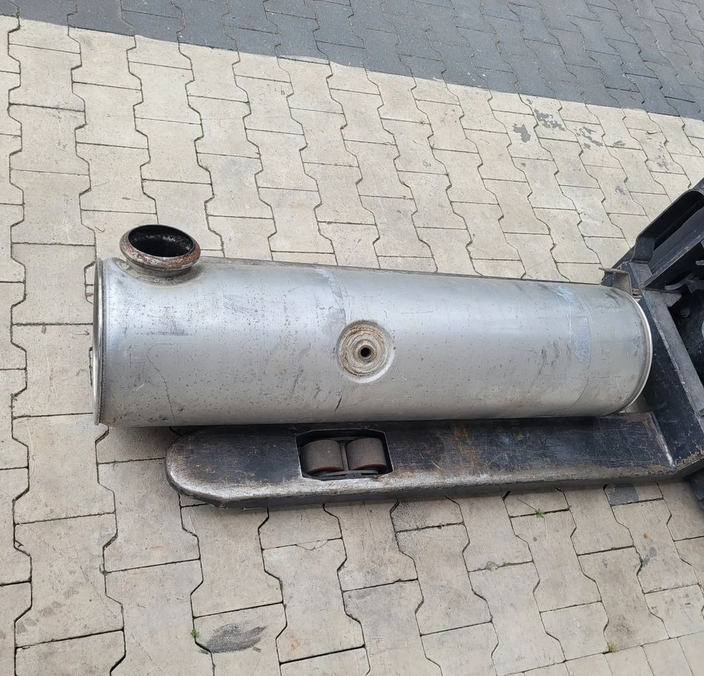 KATALIZATOR RENAULT MIDLUM OM 21669950 - Catalyseur pour Camion: photos 2 KATALIZATOR RENAULT MIDLUM OM 21669950 - Catalyseur pour Camion: photos 2