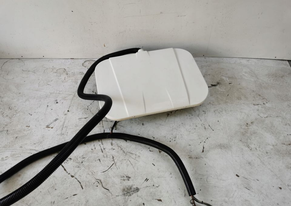 Klimatyzacja waeco sp950T sama góra - Chauffage/ Ventilation pour Camion: photos 1 Klimatyzacja waeco sp950T sama góra - Chauffage/ Ventilation pour Camion: photos 1