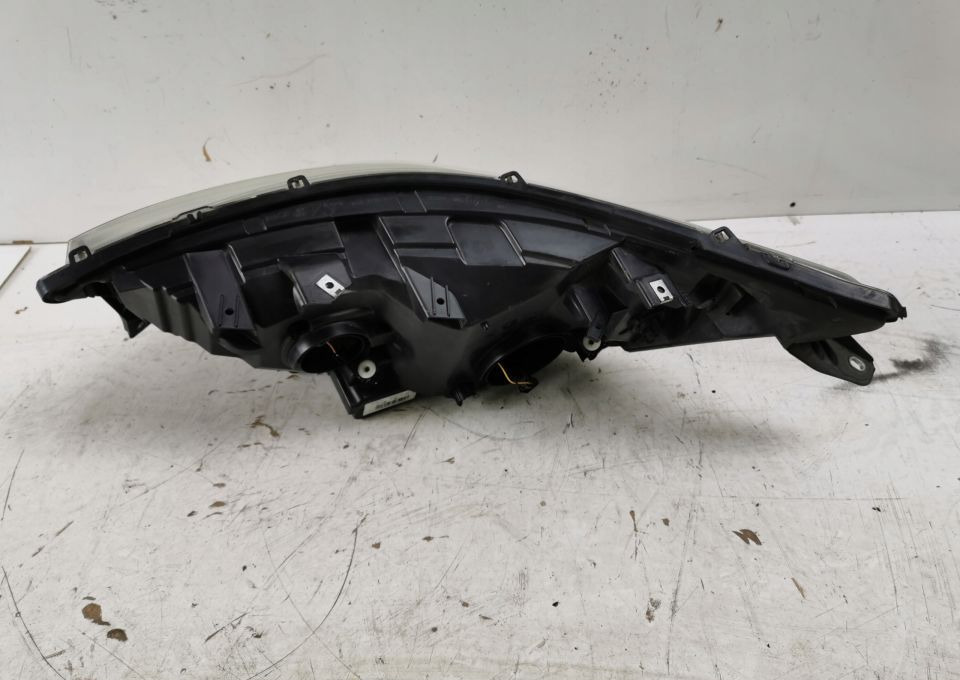 LAMPA IVECO IVECO DAILY ORYGINAŁ PRAWA - Feu avant pour Véhicule utilitaire: photos 3 LAMPA IVECO IVECO DAILY ORYGINAŁ PRAWA - Feu avant pour Véhicule utilitaire: photos 3