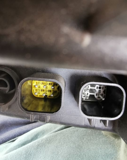 LAMPA MAN TGX E6 LIFT LH. MOCNY LED ORYGINAŁ - Lumière/ Éclairage pour Camion: photos 3 LAMPA MAN TGX E6 LIFT LH. MOCNY LED ORYGINAŁ - Lumière/ Éclairage pour Camion: photos 3