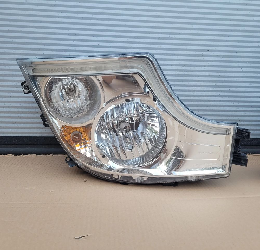LAMPA RH/LH MERCRDES ACTROS MP5 ORYGINAŁ A9618205139,A9618205039 CHWALIM116 - Lumière/ Éclairage pour Camion: photos 3 LAMPA RH/LH MERCRDES ACTROS MP5 ORYGINAŁ A9618205139,A9618205039 CHWALIM116 - Lumière/ Éclairage pour Camion: photos 3
