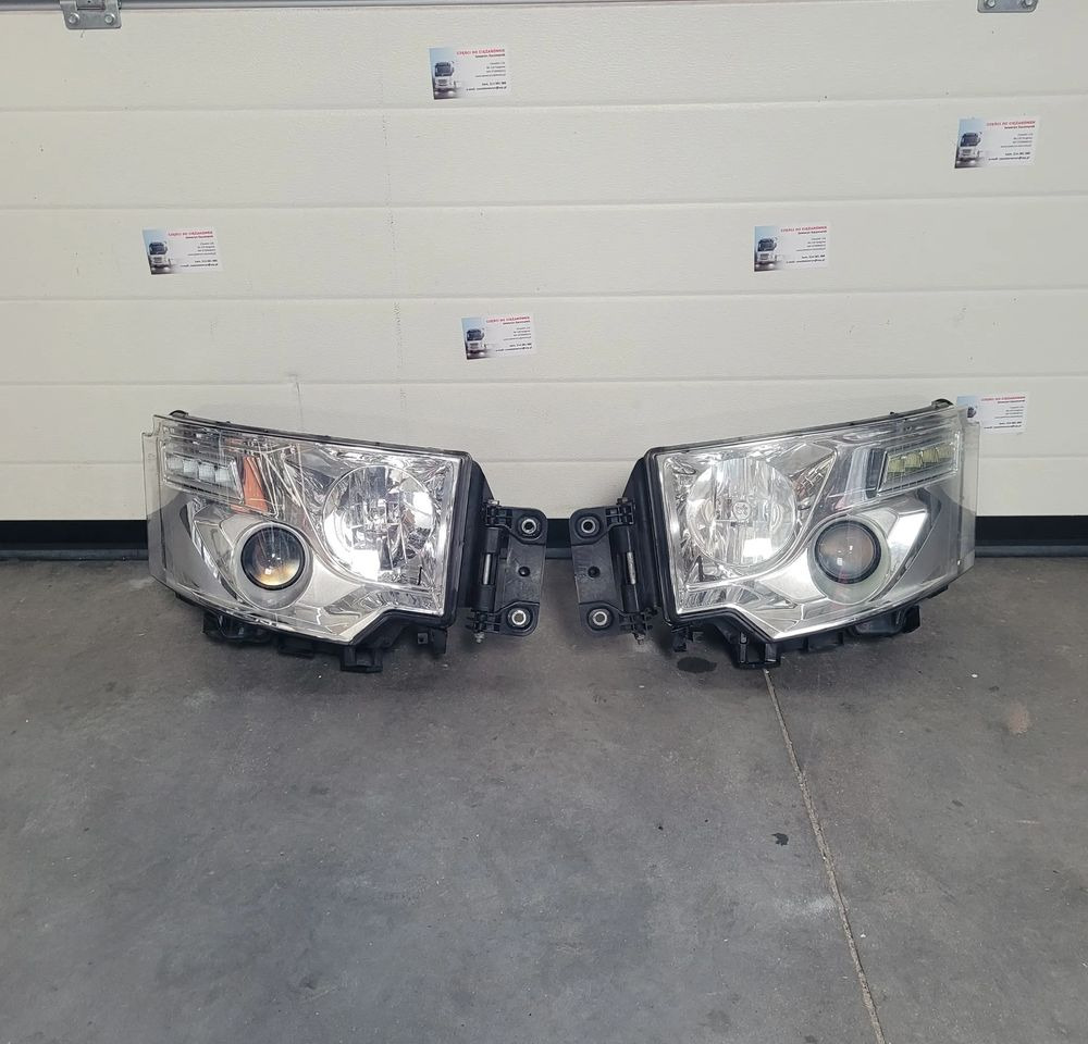 LAMPA XENON RENAULT RANGE T PRAWA LEWA - Lumière/ Éclairage pour Camion: photos 1 LAMPA XENON RENAULT RANGE T PRAWA LEWA - Lumière/ Éclairage pour Camion: photos 1