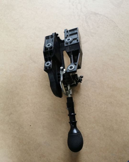 LEWAREK BIEGÓW WYBIERAK IVECO DAILY 5B. - Levier de vitesse pour Véhicule utilitaire: photos 3 LEWAREK BIEGÓW WYBIERAK IVECO DAILY 5B. - Levier de vitesse pour Véhicule utilitaire: photos 3