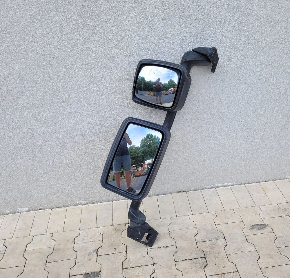 LUSTERKO LEWE RENAULT RANGE T GAMA ORYGINAŁ - Rétroviseur pour Camion: photos 1 LUSTERKO LEWE RENAULT RANGE T GAMA ORYGINAŁ - Rétroviseur pour Camion: photos 1