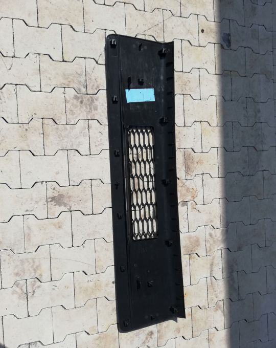 MASKA GRILL ATRAPA VOLVO FL FE 82523575 NOWY ORYG. - Calandre pour Camion: photos 4 MASKA GRILL ATRAPA VOLVO FL FE 82523575 NOWY ORYG. - Calandre pour Camion: photos 4