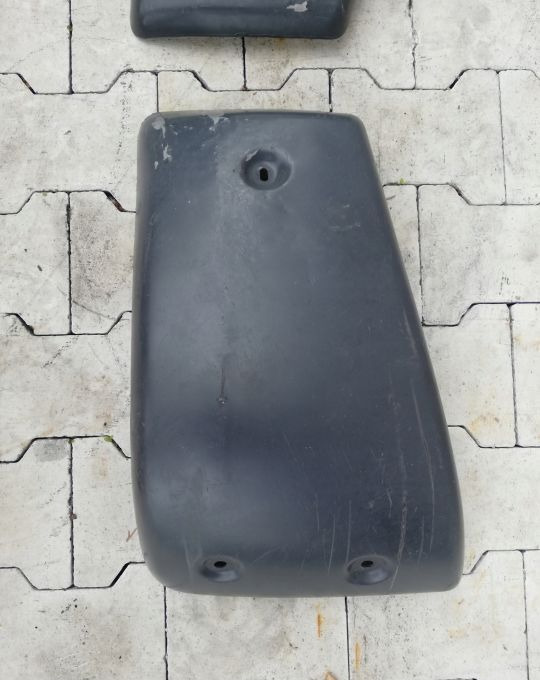 NAROZNIK ZDERZAK RENAULT PREMIUM KERAX METALOWY - Pare-chocs pour Camion: photos 3 NAROZNIK ZDERZAK RENAULT PREMIUM KERAX METALOWY - Pare-chocs pour Camion: photos 3