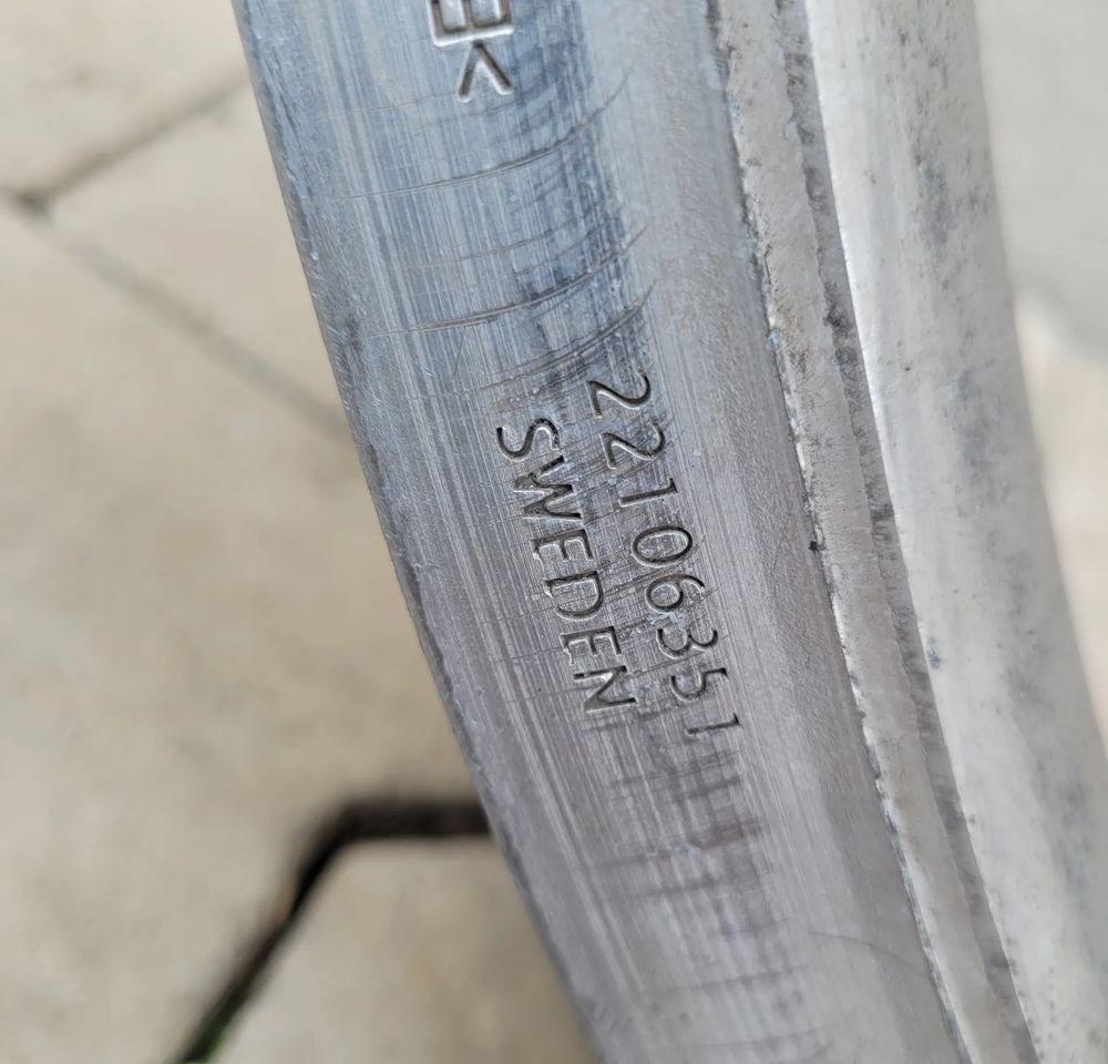 PIERŚCIEŃ OBUDOWA CHŁODNICY VOLVO FL 22106351 21596305 - Système de refroidissement pour Camion: photos 3 PIERŚCIEŃ OBUDOWA CHŁODNICY VOLVO FL 22106351 21596305 - Système de refroidissement pour Camion: photos 3