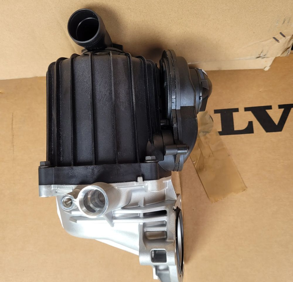 PODSTAWA OLEJU VOLVO FH4 FH5 P21679520 NOWY ORYGINAŁ - Système de carburant pour Camion: photos 2 PODSTAWA OLEJU VOLVO FH4 FH5 P21679520 NOWY ORYGINAŁ - Système de carburant pour Camion: photos 2