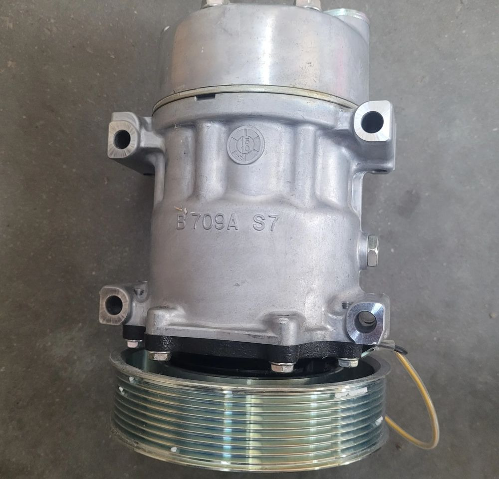 POMPA KLIMATYZACJI RENAULT RANGE T GAMA ORYGINAŁ NOWA CHWALIM116 7482492298 - Pièce de climatisation pour Camion: photos 2 POMPA KLIMATYZACJI RENAULT RANGE T GAMA ORYGINAŁ NOWA CHWALIM116 7482492298 - Pièce de climatisation pour Camion: photos 2