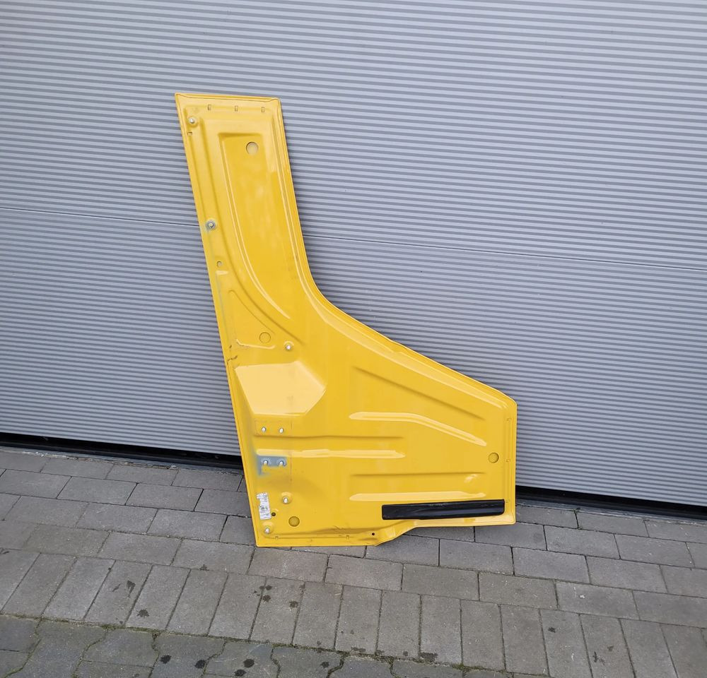 PRZEDŁUŻENIE DRZWI DAF XG PRAWE USZKODZONE CHWALIM116 - Portière et pièces pour Camion: photos 3 PRZEDŁUŻENIE DRZWI DAF XG PRAWE USZKODZONE CHWALIM116 - Portière et pièces pour Camion: photos 3