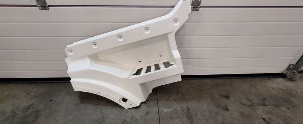 STOPNICA MAN TGX E6 NM 81.61520-0082 RH - Marchepied pour Camion: photos 1 STOPNICA MAN TGX E6 NM 81.61520-0082 RH - Marchepied pour Camion: photos 1