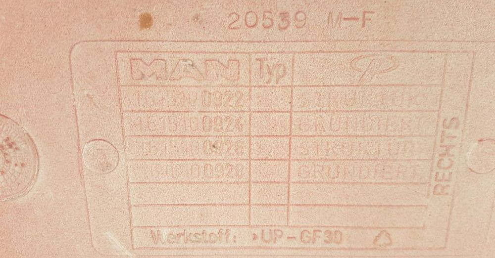 STOPNICA WŁAZ MAN TGX EURO6 RH. ORYGINAŁ - Marchepied pour Camion: photos 3 STOPNICA WŁAZ MAN TGX EURO6 RH. ORYGINAŁ - Marchepied pour Camion: photos 3