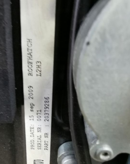 SZYBERDACH VOLVO FH 12 13 ORYGINAŁ 20379286 - Carrosserie et extérieur pour Camion: photos 3 SZYBERDACH VOLVO FH 12 13 ORYGINAŁ 20379286 - Carrosserie et extérieur pour Camion: photos 3