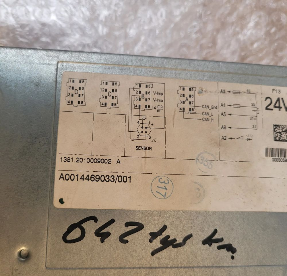 TACHOGRAF MERCEDES ACTROS A0014469033 R.2.0 - Chronotachygraphe pour Camion: photos 2 TACHOGRAF MERCEDES ACTROS A0014469033 R.2.0 - Chronotachygraphe pour Camion: photos 2