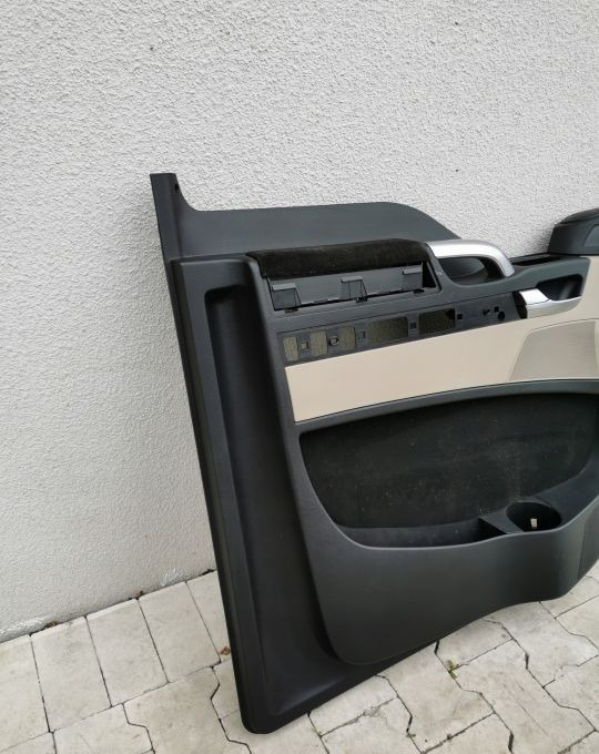 TAPICERKA DRZWI Man TGX LH LIFT ORYGINAŁ - Portière et pièces pour Camion: photos 2 TAPICERKA DRZWI Man TGX LH LIFT ORYGINAŁ - Portière et pièces pour Camion: photos 2