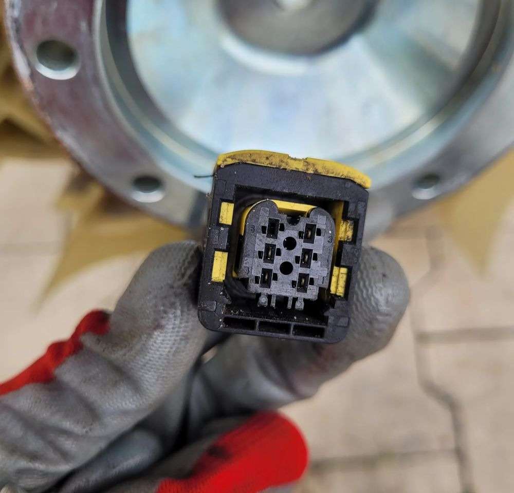 WISKO WENTYLATOR VOLVO FL OM 22866224 - Ventilateur pour Camion: photos 3 WISKO WENTYLATOR VOLVO FL OM 22866224 - Ventilateur pour Camion: photos 3