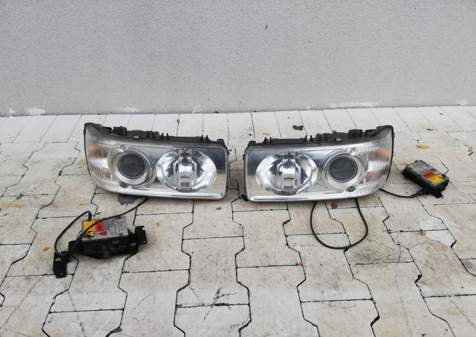 Feu avant XENONY KOMPLET DAF XF 105 ORYGINAŁ