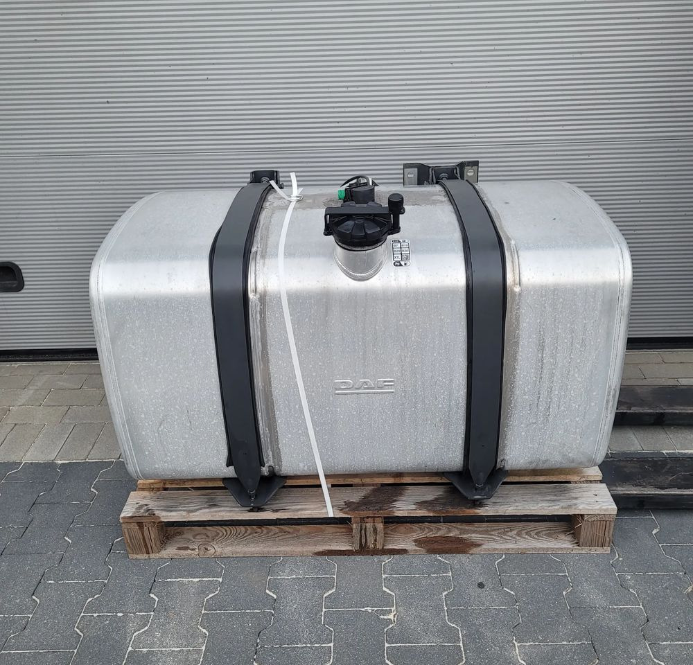 ZBIORNIK PALIWA DAF XF 430L 1681824 LIFT 2020R 113X63X68 CM CHWALIM116 - Système de carburant pour Camion: photos 1 ZBIORNIK PALIWA DAF XF 430L 1681824 LIFT 2020R 113X63X68 CM CHWALIM116 - Système de carburant pour Camion: photos 1