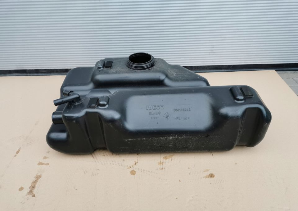 ZBIORNIK PALIWA IVECO DAILY 504135946 - Réservoir de carburant pour Camion: photos 1 ZBIORNIK PALIWA IVECO DAILY 504135946 - Réservoir de carburant pour Camion: photos 1
