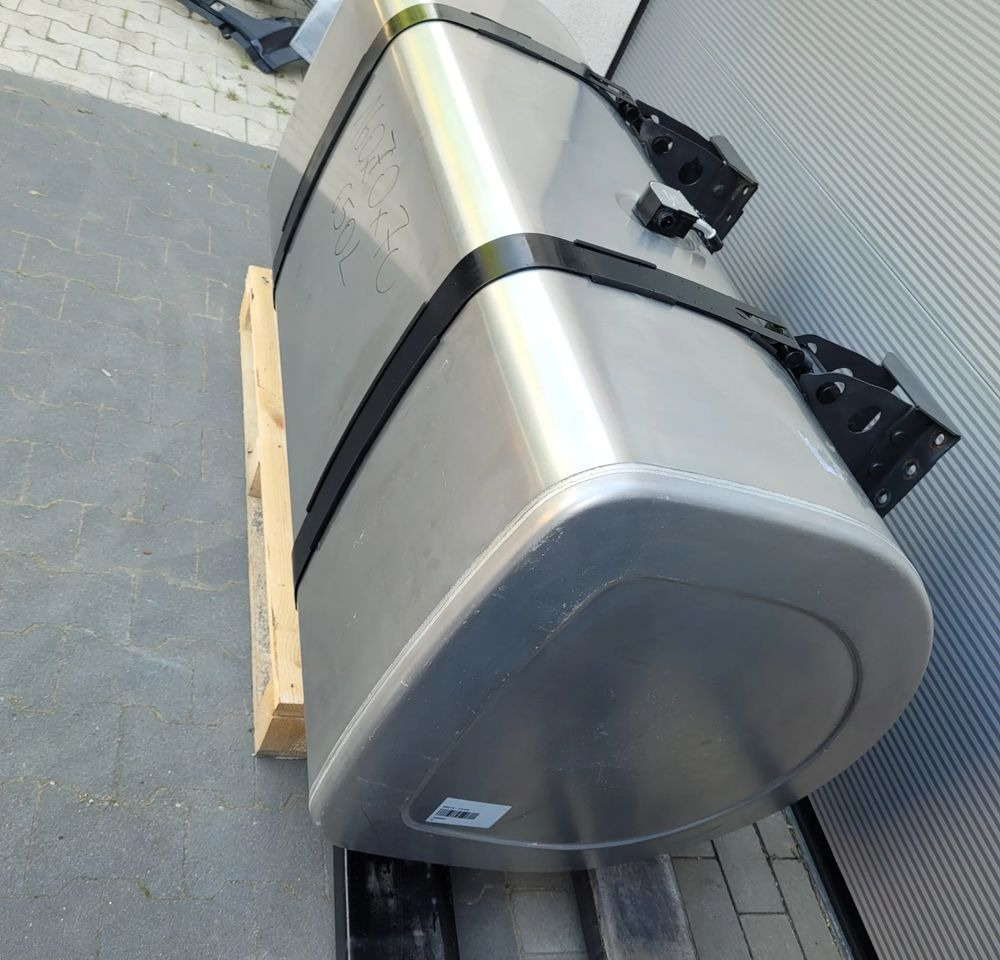 ZBIORNIK PALIWA VOLVO FH4 FH5 215164455 650L 160X70X70CM CHWALIM116 - Système de carburant pour Camion: photos 2 ZBIORNIK PALIWA VOLVO FH4 FH5 215164455 650L 160X70X70CM CHWALIM116 - Système de carburant pour Camion: photos 2