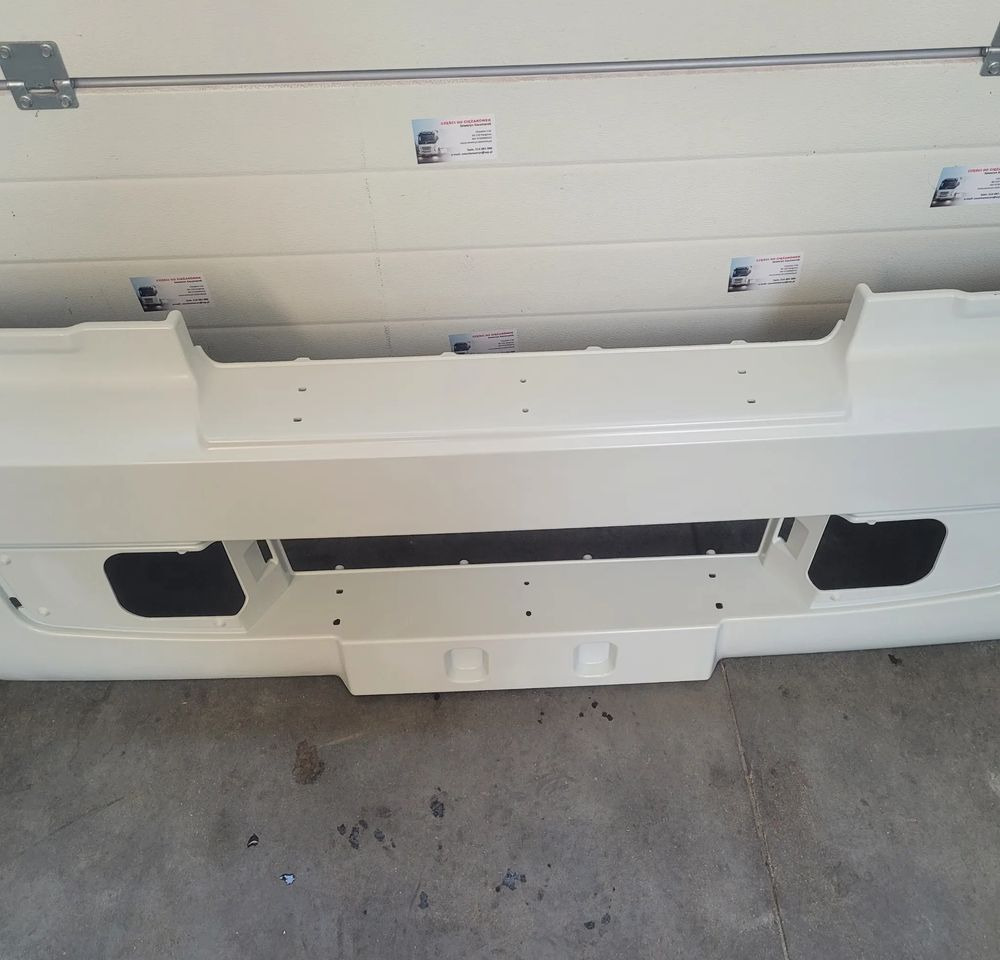 ZDERZAK ORYGINAŁ VOLVO FL WYSOKI 20958817 - Pare-chocs pour Camion: photos 3 ZDERZAK ORYGINAŁ VOLVO FL WYSOKI 20958817 - Pare-chocs pour Camion: photos 3