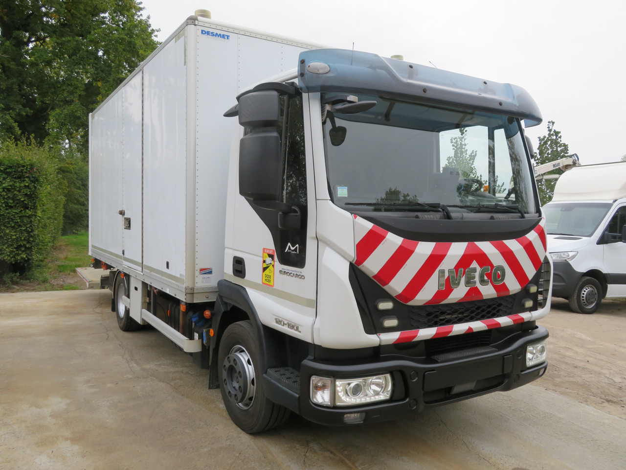 Iveco Eurocargo 120EL - Camion fourgon: photos 1 Iveco Eurocargo 120EL - Camion fourgon: photos 1