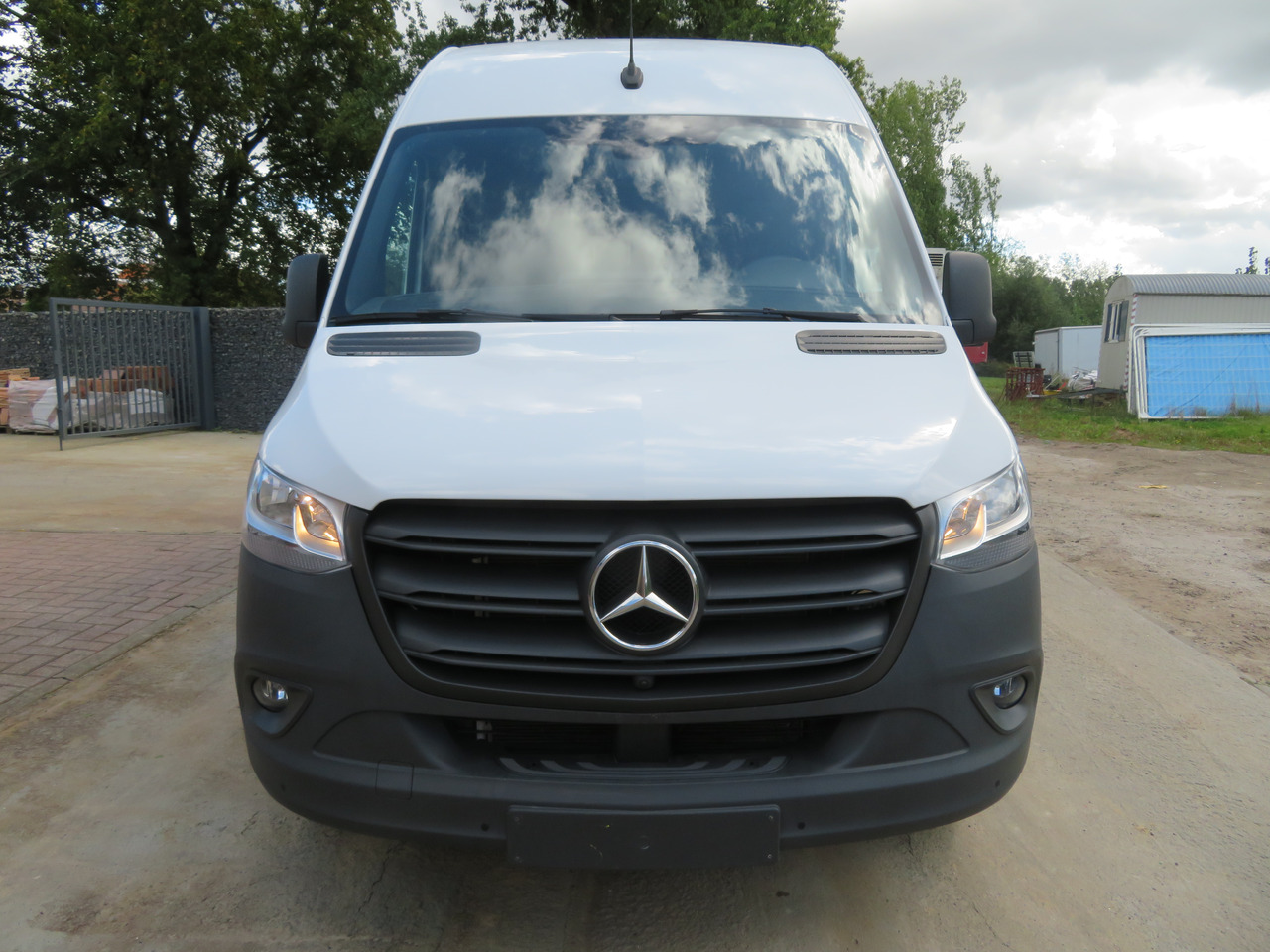Mercedes-Benz Sprinter 317cdi - A2H2 - Fourgon utilitaire: photos 2 Mercedes-Benz Sprinter 317cdi - A2H2 - Fourgon utilitaire: photos 2