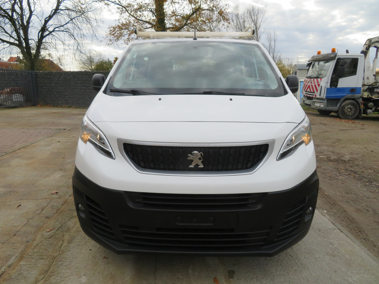 Peugeot Expert 2.0 BlueHDi - L3 - dubbel cabine - Fourgon utilitaire, Utilitaire double cabine: photos 2 Peugeot Expert 2.0 BlueHDi - L3 - dubbel cabine - Fourgon utilitaire, Utilitaire double cabine: photos 2