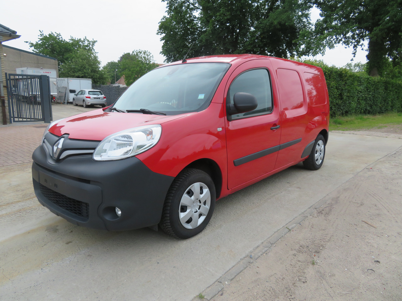 RENAULT Kangoo EXPRESS MAXI 1.5 dCi Grand Confort - Fourgonnette: photos 3 RENAULT Kangoo EXPRESS MAXI 1.5 dCi Grand Confort - Fourgonnette: photos 3