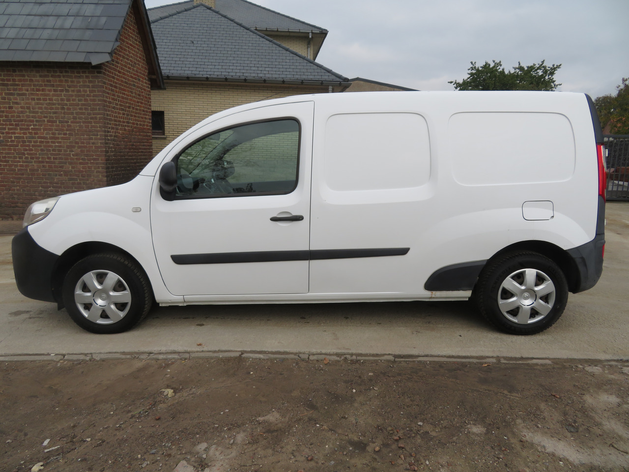 Renault Kangoo MAXI 1.5dCi - Fourgonnette: photos 4 Renault Kangoo MAXI 1.5dCi - Fourgonnette: photos 4