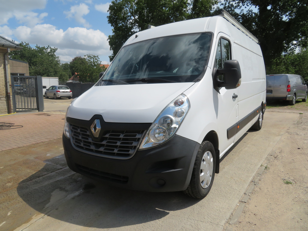 Renault Master 2.3dCi Energy Grand Confort & Media Nav - L3H2 - Fourgon utilitaire: photos 3 Renault Master 2.3dCi Energy Grand Confort & Media Nav - L3H2 - Fourgon utilitaire: photos 3