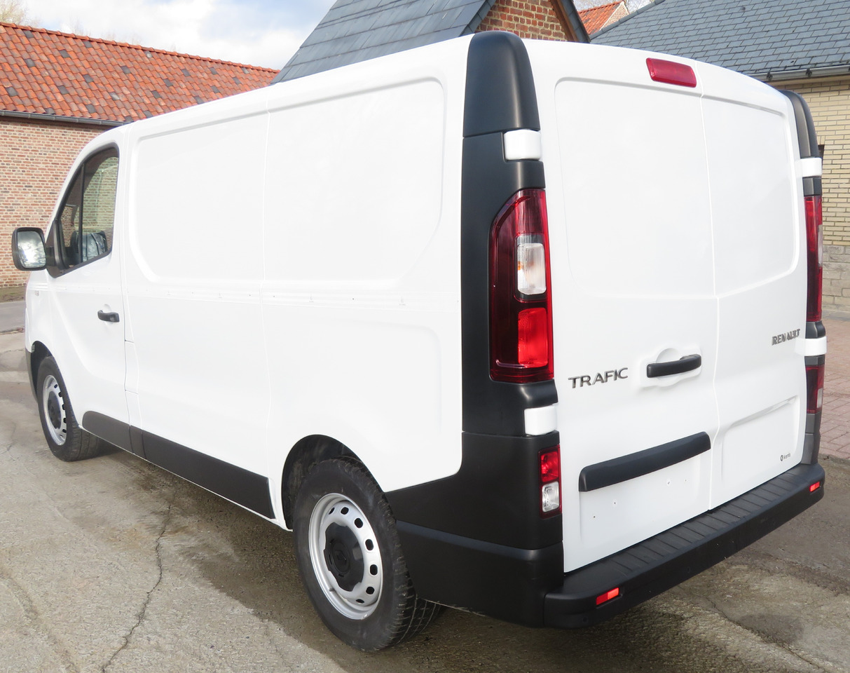 Renault Trafic - L1H1 - 2.0dCi - Fourgonnette: photos 5 Renault Trafic - L1H1 - 2.0dCi - Fourgonnette: photos 5