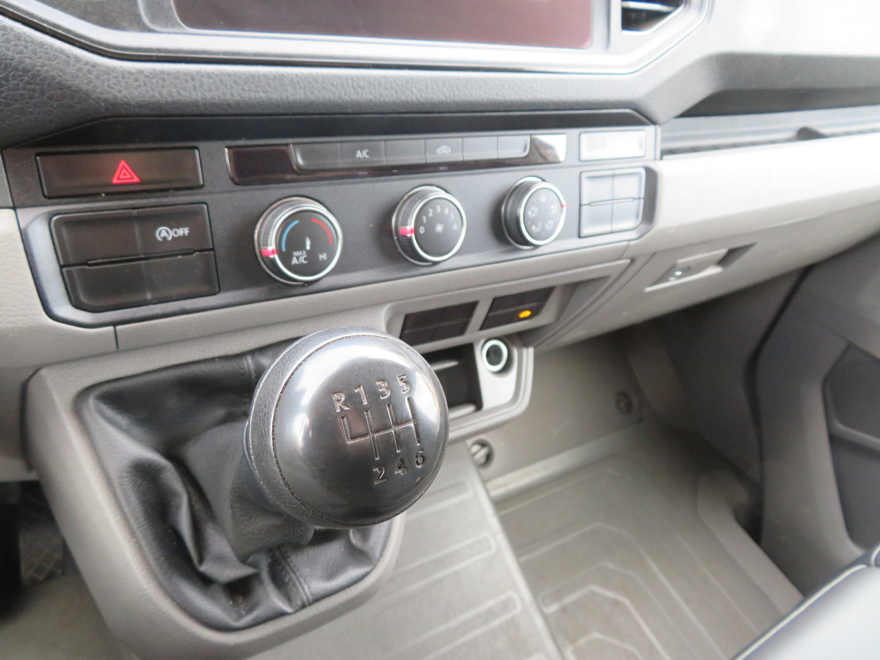 Fourgon grand volume Volkswagen Crafter 2.0 CR TDi Bak Laadbrug L4: photos 13