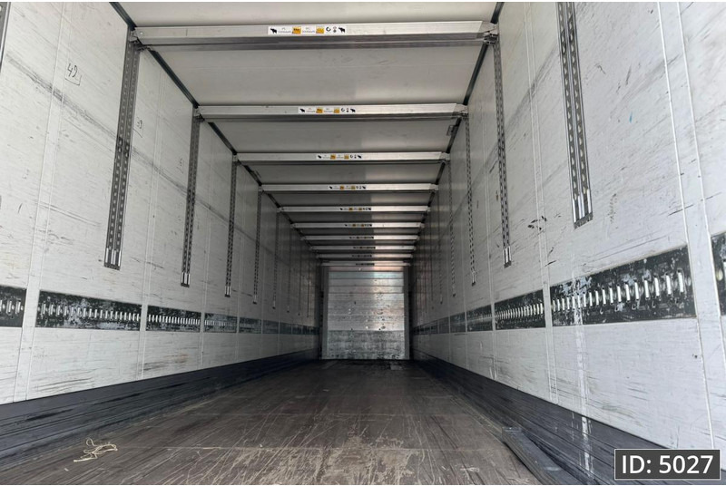 Schmitz Cargobull SCB/S3B / Disk brakes / Double stock / Taillift - Semi-remorque fourgon: photos 5 Schmitz Cargobull SCB/S3B / Disk brakes / Double stock / Taillift - Semi-remorque fourgon: photos 5