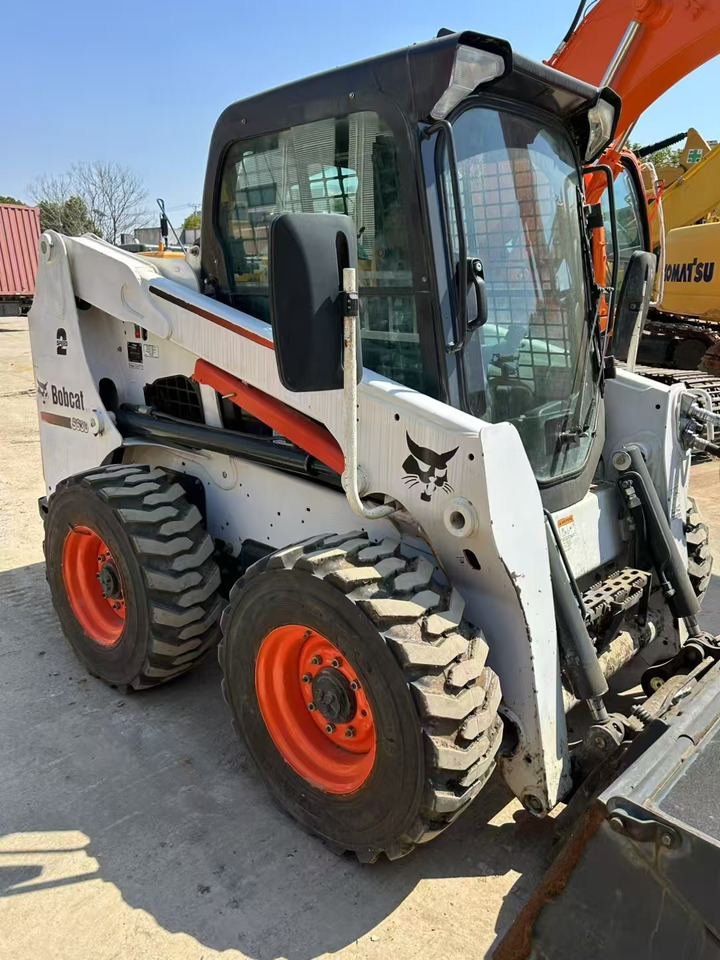 BOBCAT Skid Steer Loader S630 Good Condition - Mini chargeuse: photos 3 BOBCAT Skid Steer Loader S630 Good Condition - Mini chargeuse: photos 3