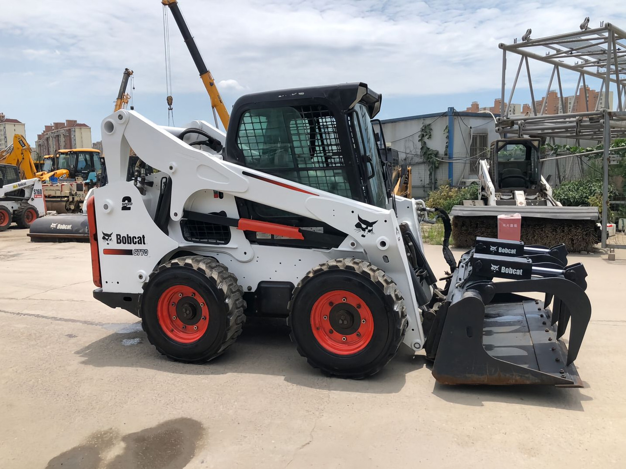 BOBCAT Skid Steer Loader S770 Click for Discount - Mini chargeuse: photos 4 BOBCAT Skid Steer Loader S770 Click for Discount - Mini chargeuse: photos 4