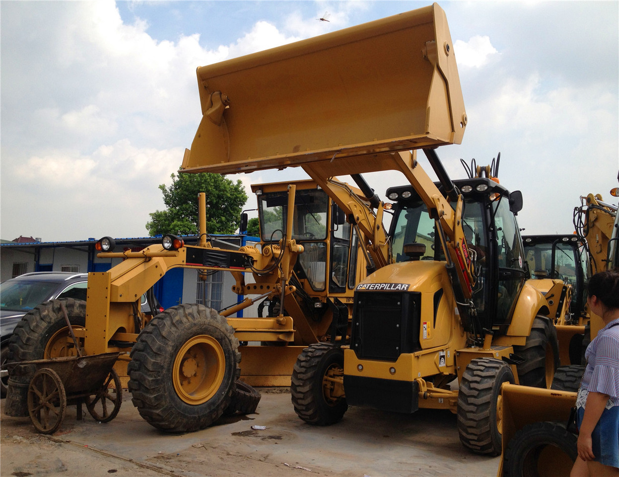 CAT 420F Backhoe Loader - Tractopelle: photos 2 CAT 420F Backhoe Loader - Tractopelle: photos 2