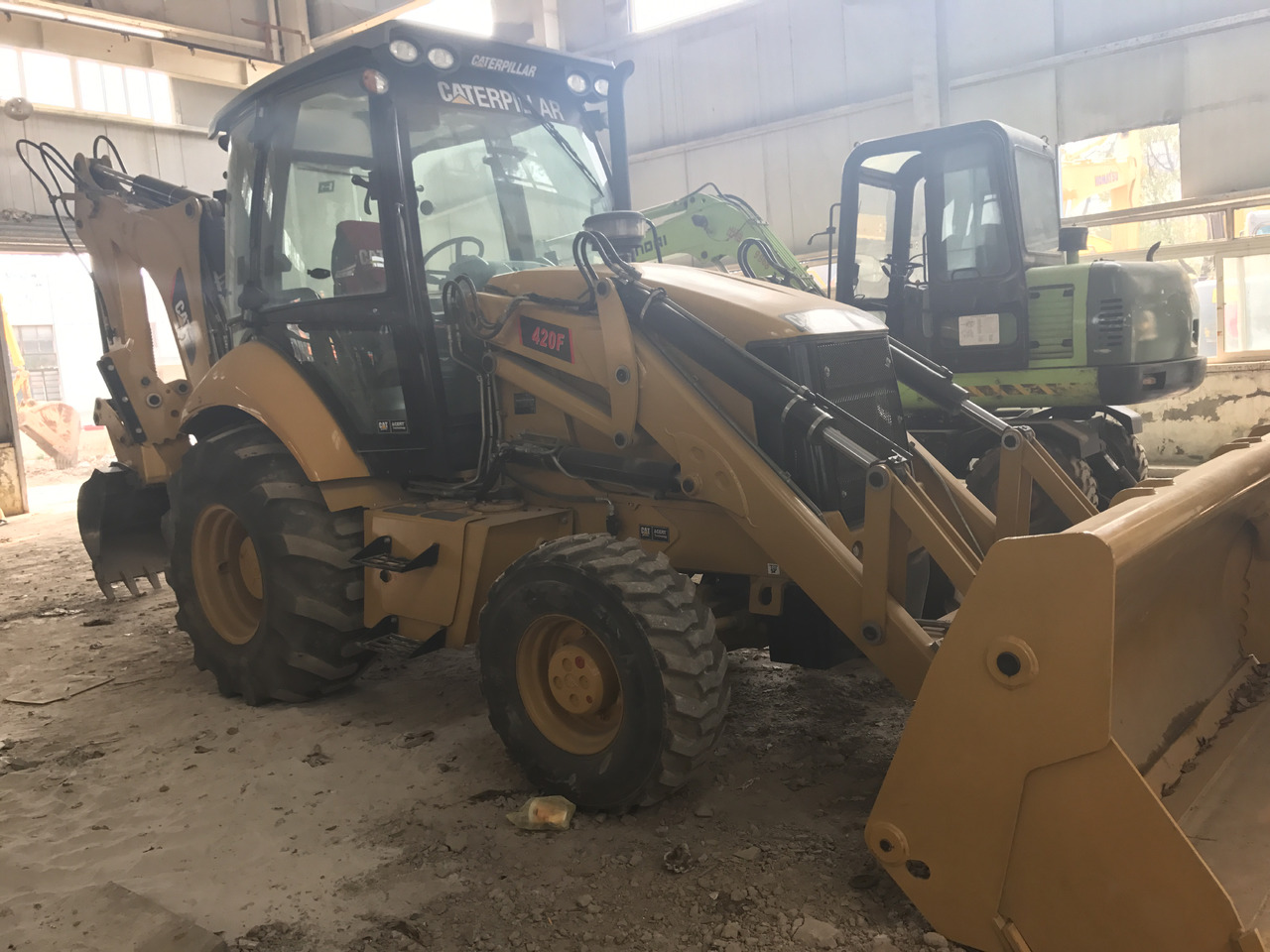 CAT Backhoe Loader 420F Click Here for Discount - Tractopelle: photos 3 CAT Backhoe Loader 420F Click Here for Discount - Tractopelle: photos 3