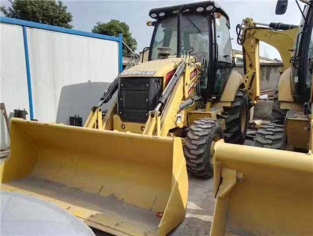 CATERPILLAR Backhoe Loader 420F Click Here for Discount - Tractopelle: photos 3 CATERPILLAR Backhoe Loader 420F Click Here for Discount - Tractopelle: photos 3