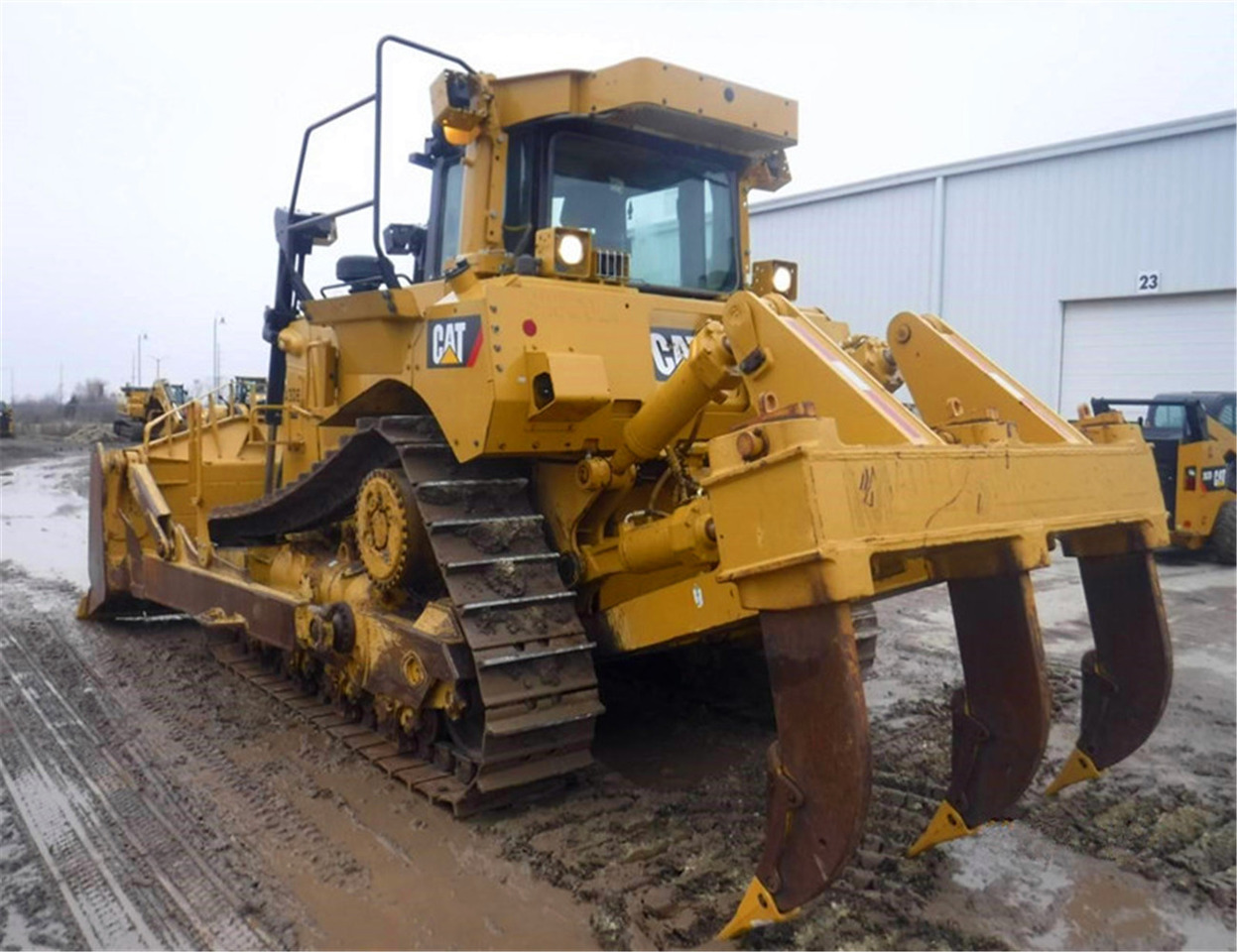 CATERPILLAR D8T - Bulldozer: photos 2 CATERPILLAR D8T - Bulldozer: photos 2