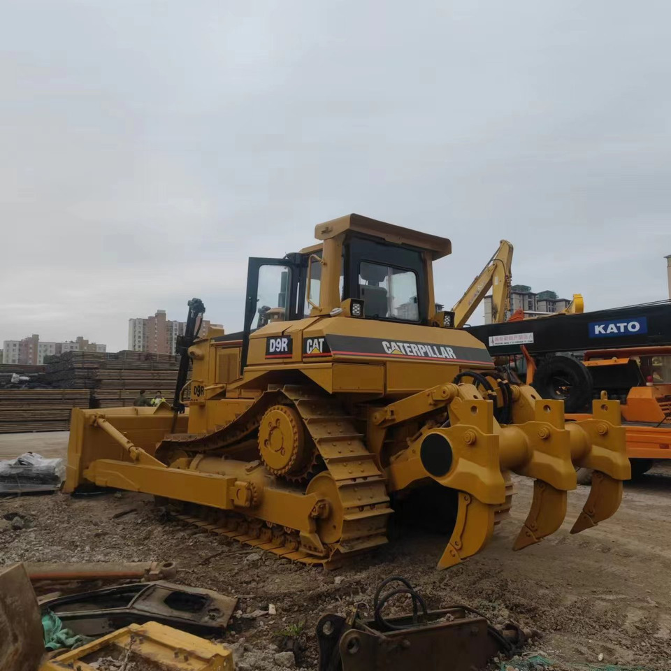 CATERPILLAR D9R Bulldozer Good Condition - Bulldozer: photos 4 CATERPILLAR D9R Bulldozer Good Condition - Bulldozer: photos 4