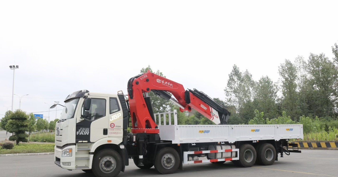 FAW JBP 380hp Crane |Truck Excellent Condition - Camion grue: photos 3 FAW JBP 380hp Crane |Truck Excellent Condition - Camion grue: photos 3