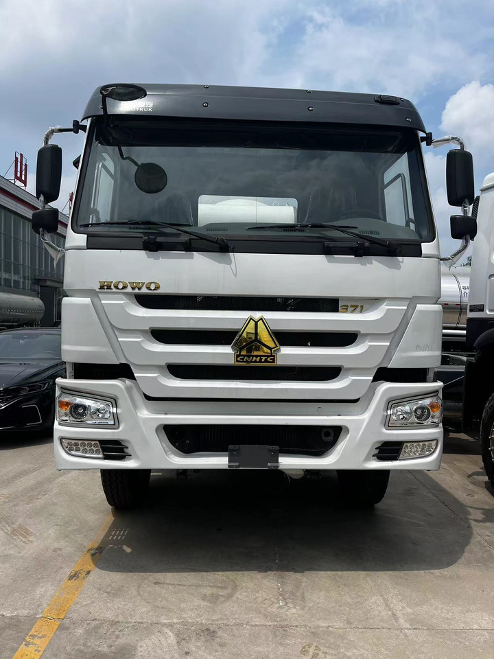 HOWO Cement Mixer Truck 12cube Click Here for Discount - Camion malaxeur: photos 3 HOWO Cement Mixer Truck 12cube Click Here for Discount - Camion malaxeur: photos 3