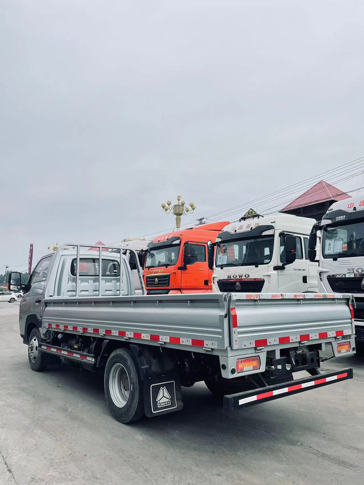 HOWO Howo Automatic Dump Truck L1s 4✖2 - Camion benne: photos 4 HOWO Howo Automatic Dump Truck L1s 4✖2 - Camion benne: photos 4